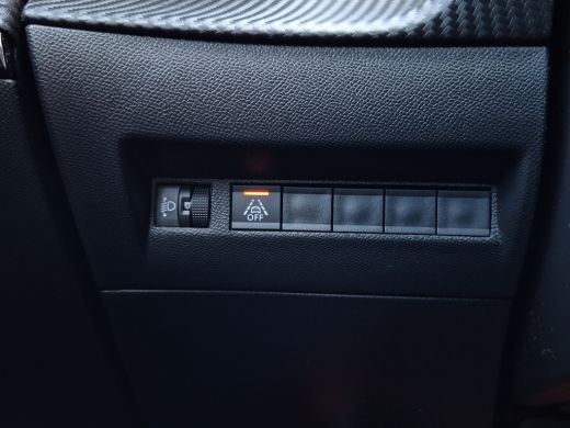 Peugeot 2008 1.2 PureTech Allure Pack Camera | Full map navigatie | Climate control | Carplay/android auto | P... ActivLease financial lease