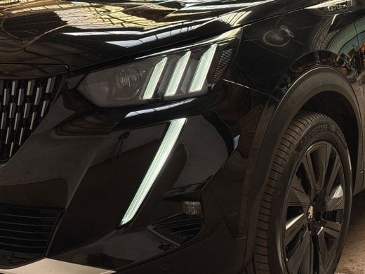 Peugeot 2008 1.2 PureTech GT-Line Sport (PANORAMADAK, VIRTUAL COCKPIT, APPLE CARPLAY, GROOT NAVI, 360 CAMERA, ... ActivLease financial lease