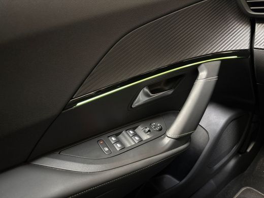 Peugeot 2008 1.2 PureTech GT-Line Sport (PANORAMADAK, VIRTUAL COCKPIT, APPLE CARPLAY, GROOT NAVI, 360 CAMERA, ... ActivLease financial lease