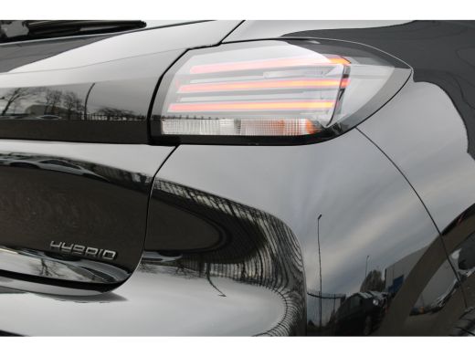 Peugeot 208 1.2 Hybrid 110 e-DCS6 Allure | Automaat | Navigatie | Camera voor + achter | Apple carplay | Adap... ActivLease financial lease