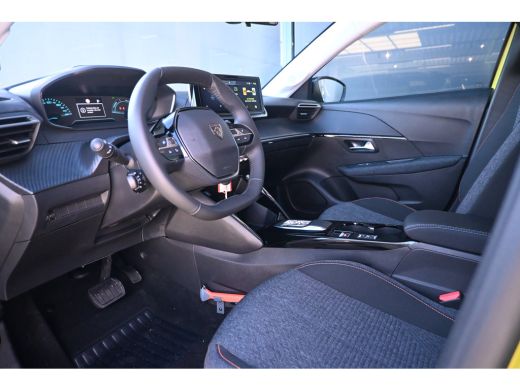 Peugeot 208 1.2 Hybrid 110 e-DCS6 Style DEMO-DEAL! 8 Jaar Garantie! | Navigatie | Achteruitrijcamera | Cruise... ActivLease financial lease