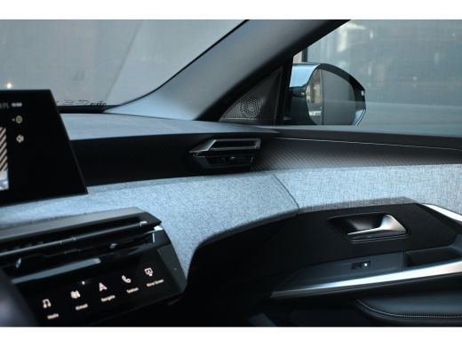 Peugeot 3008 1.2 Hybrid 145 Allure | Navigatie | Achteruitrijcamera | Climate Control | Full-LED | Parkeersens... ActivLease financial lease