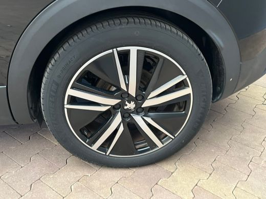 Peugeot 3008 1.6 HYbrid 225 GT Panorama Dak | Luxe Lederen Stoelen met Massage | Adaptieve Cruise | 18" Lichtm... ActivLease financial lease