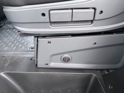 Peugeot Boxer 2.2 BlueHDi 140pk L2H2 3.5t | NIEUW BPM VRIJ! | CAMERA | STOELVERW | PDC ActivLease financial lease