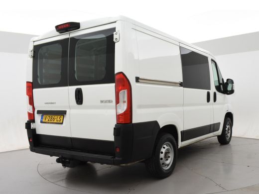 Peugeot Boxer 330 2.0 BLUEHDI 130 PK EURO 6 + CAMERA | TREKHAAK | NAVIGATIE | CRUISE | AIRCO ActivLease financial lease