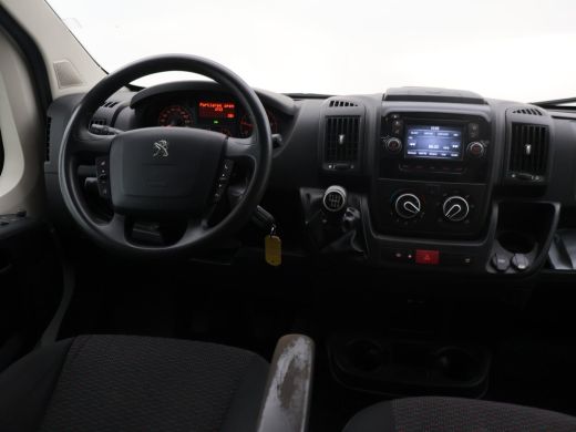 Peugeot Boxer 330 2.0 BLUEHDI 130 PK EURO 6 + CAMERA | TREKHAAK | NAVIGATIE | CRUISE | AIRCO ActivLease financial lease