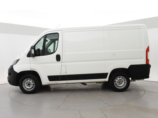 Peugeot Boxer 330 2.0 BLUEHDI 130 PK EURO 6 + CAMERA | TREKHAAK | NAVIGATIE | CRUISE | AIRCO ActivLease financial lease