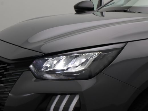 Peugeot e-208 EV Allure Avantage 51 kWh | 11 kW lader | Achterbank in delen neerklapbaar | Achterruitverwarming ActivLease financial lease