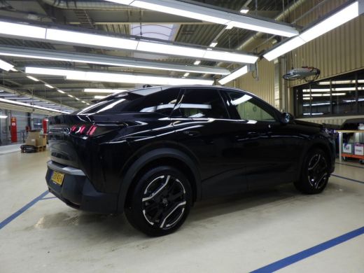 Peugeot e-3008 Allure 73 kWh ActivLease financial lease