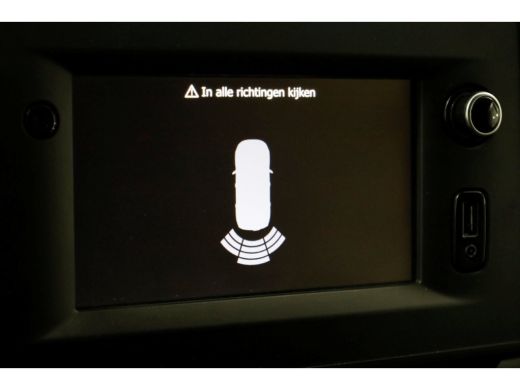 Renault Master T35 2.3 dCi 130pk L3H2 Dubbel lucht Airco/Camera/Trekhaak 3500kg 09-2022 ActivLease financial lease