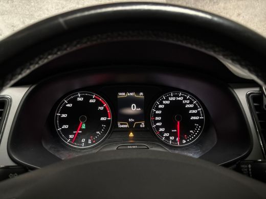 Seat Leon 1.4 Sport (APPLE CARPLAY, NAVIGATIE, CLIMATE, GETINT GLAS, SPORTSTOELEN, LM VELGEN, CRUISE, NIEUW... ActivLease financial lease