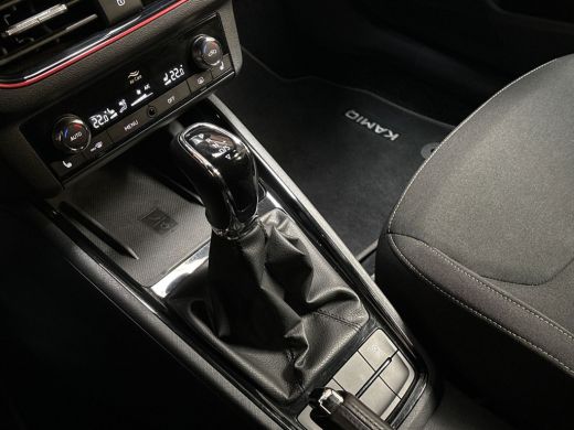 Skoda Kamiq 1.0 TSI Sportline Automaat (RS KUIPSTOELEN, VIRTUAL COCKPIT, APPLE CARPLAY, GROOT NAVI, STOELVERW... ActivLease financial lease