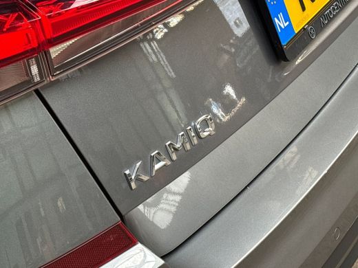 Skoda Kamiq 1.0 TSI Sportline Automaat (RS KUIPSTOELEN, VIRTUAL COCKPIT, APPLE CARPLAY, GROOT NAVI, STOELVERW... ActivLease financial lease