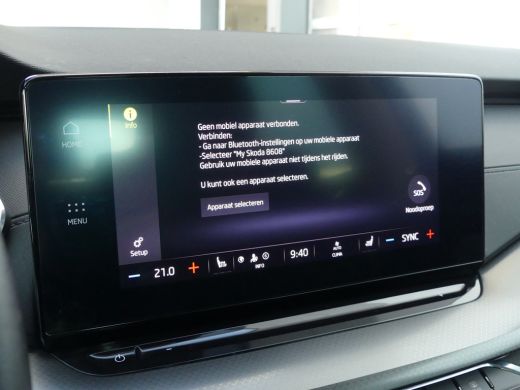 Skoda Octavia 1.0 TSI Ambition | STOELVERWARMING | PARKEERSENSOREN V+A | NAVI | ActivLease financial lease