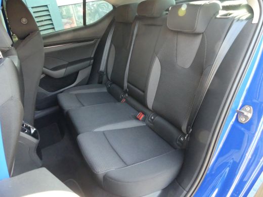 Skoda Octavia 1.0 TSI Ambition | STOELVERWARMING | PARKEERSENSOREN V+A | NAVI | ActivLease financial lease