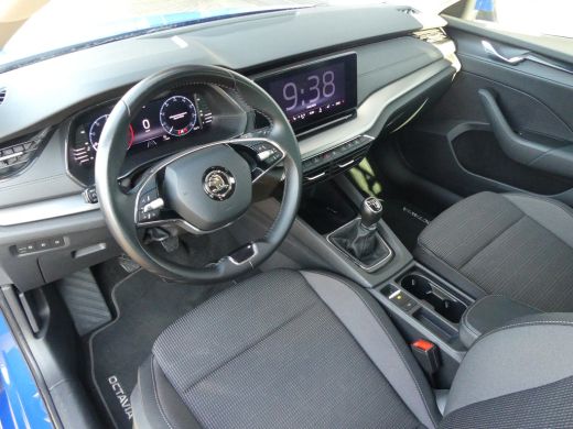 Skoda Octavia 1.0 TSI Ambition | STOELVERWARMING | PARKEERSENSOREN V+A | NAVI | ActivLease financial lease