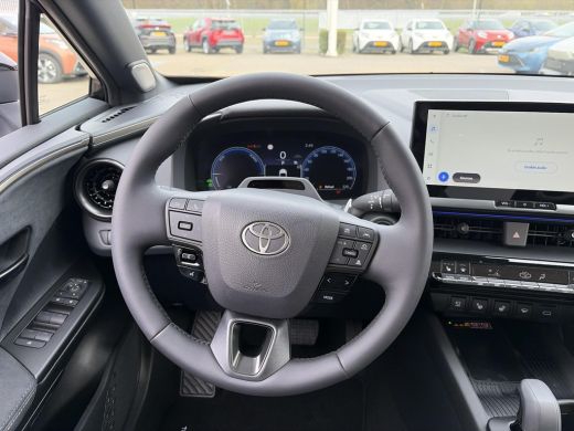 Toyota C-HR 2.0 Plug-in Hybrid 220 Executive Plus Pack ActivLease financial lease