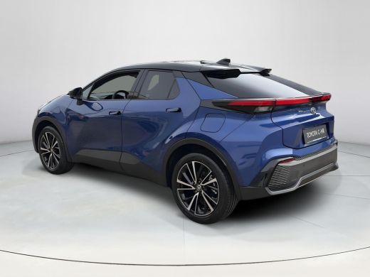Toyota C-HR 2.0 Plug-in Hybrid 220 Executive Plus Pack ActivLease financial lease