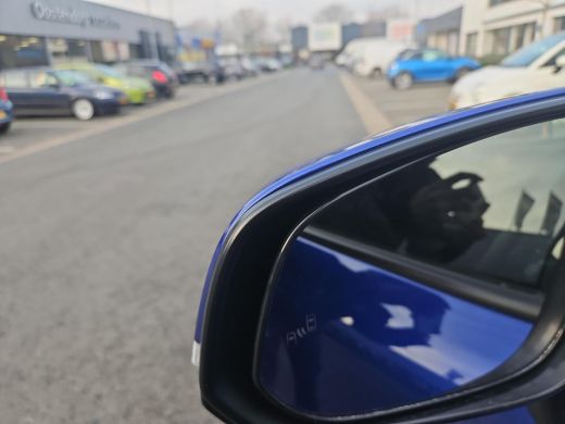 Toyota Corolla Cross Hybrid 140 Style ActivLease financial lease