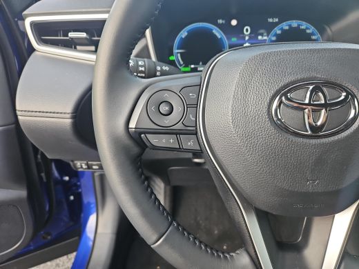 Toyota Corolla Cross Hybrid 140 Style ActivLease financial lease