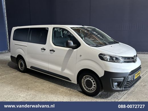 Toyota ProAce 1.5 D-4D 120pk L3H1 Personenbus 9 Zitplaatsen Euro6 Airco | Navigatie | Apple Carplay | Cruisecon... ActivLease financial lease