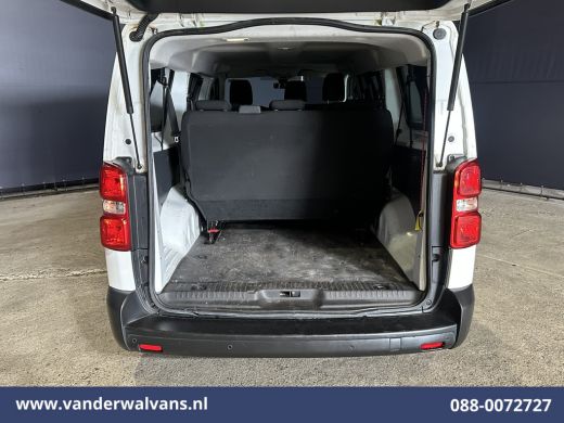 Toyota ProAce 1.5 D-4D 120pk L3H1 Personenbus 9 Zitplaatsen Euro6 Airco | Navigatie | Apple Carplay | Cruisecon... ActivLease financial lease