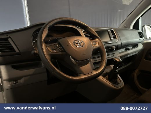 Toyota ProAce 1.5 D-4D 120pk L3H1 Personenbus 9 Zitplaatsen Euro6 Airco | Navigatie | Apple Carplay | Cruisecon... ActivLease financial lease