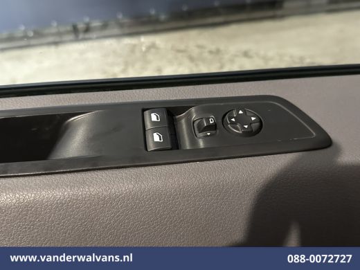 Toyota ProAce 1.5 D-4D 120pk L3H1 Personenbus 9 Zitplaatsen Euro6 Airco | Navigatie | Apple Carplay | Cruisecon... ActivLease financial lease