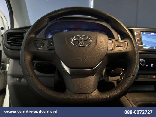 Toyota ProAce 1.5 D-4D 120pk L3H1 Personenbus 9 Zitplaatsen Euro6 Airco | Navigatie | Apple Carplay | Cruisecon... ActivLease financial lease