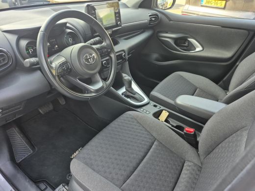 Toyota Yaris 1.5 Hybrid Dynamic | Navigatie | Apple CarPlay/Android auto | Achteruitrijcamera | Dodehoekdetectie ActivLease financial lease