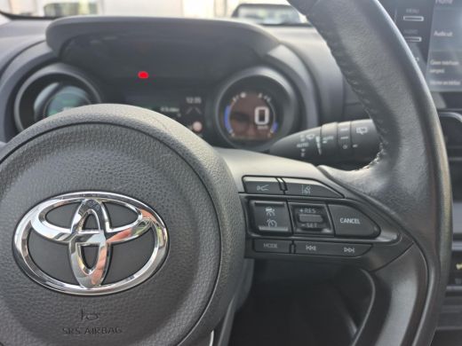 Toyota Yaris 1.5 Hybrid Dynamic | Navigatie | Apple CarPlay/Android auto | Achteruitrijcamera | Dodehoekdetectie ActivLease financial lease