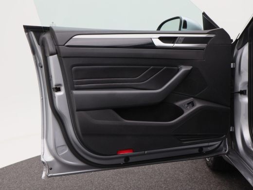 Volkswagen Arteon 1.4 TSi 218 Pk Automaat eHybrid R-Line Business | Full LED | Panoramadak | Trekhaak | Adaptive Cr... ActivLease financial lease