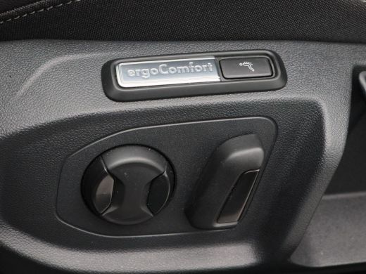 Volkswagen Arteon 1.4 TSi 218 Pk Automaat eHybrid R-Line Business | Full LED | Panoramadak | Trekhaak | Adaptive Cr... ActivLease financial lease