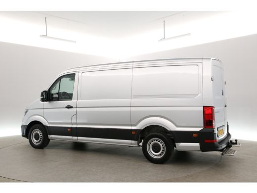 Volkswagen Crafter 2.0 TDI L3H2 | 140PK | Airco | Cruise | Trekhaak | 3 Zits | Navi | Carplay | Parkeersens. ActivLease financial lease