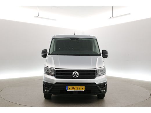 Volkswagen Crafter 2.0 TDI L3H2 | 140PK | Airco | Cruise | Trekhaak | 3 Zits | Navi | Carplay | Parkeersens. ActivLease financial lease