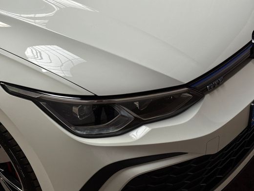 Volkswagen Golf 1.4 eHybrid GTE 245Pk Automaat (APPLE CARPLAY, GROOT NAVI, GETINT GLAS, KEYLESS, SPORTSTOELEN, PA... ActivLease financial lease