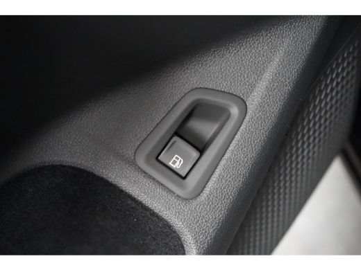 Volkswagen Golf 1.4 eHybrid Style | Achteruitrijcamera | Cruise Control | Stoelverwarming voor | Apple Carplay & ... ActivLease financial lease