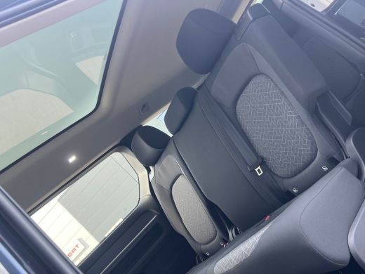 Volkswagen ID. Buzz Pro Bulli Limited Edition | Lang | 86kWh | Glazen dak | Trekhaak | IQ-Light | 7-Persoons ActivLease financial lease