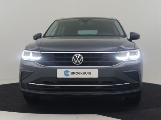 Volkswagen Tiguan 1.4 TSI eHybrid Business Plus PHEV | STUURVERW. | CAMERA | NAVIGATIE | FULL LED | DAB+ ActivLease financial lease