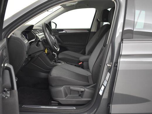 Volkswagen Tiguan 1.4 TSI eHybrid Business Plus PHEV | STUURVERW. | CAMERA | NAVIGATIE | FULL LED | DAB+ ActivLease financial lease