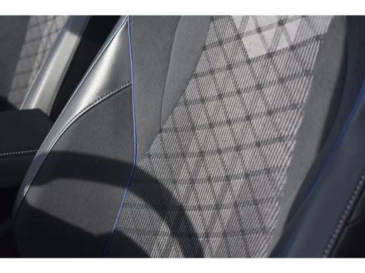 Volkswagen Tiguan 1.5 eHybrid 204PK R-Line Edition PHEV | CAMERA | APP. CONNECT | ADAPT. CRUISE | KEYLESS | DAB+ ActivLease financial lease