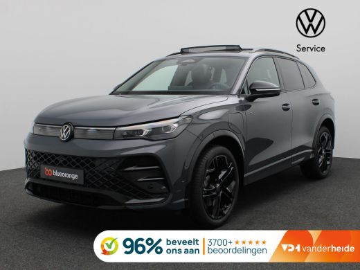 Volkswagen Tiguan 1.5 eHybrid R-Line Edition 272PK DSG Pano-Schuifdak, Black Style, Trekhaak, 20" LM Velgen, Leder,...
