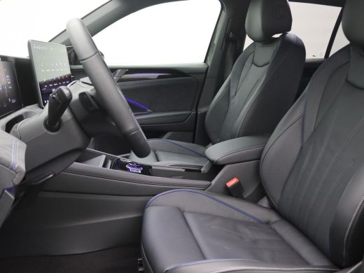 Volkswagen Tiguan 1.5 eHybrid R-Line Edition 272PK DSG Pano-Schuifdak, Black Style, Trekhaak, 20" LM Velgen, Leder,... ActivLease financial lease