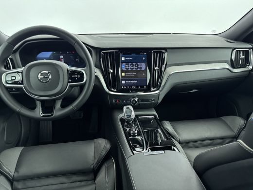 Volvo  V60 T6 Recharge Plus Dark | 18" | Sporstoelen | Trekhaak | 360 Camera  Harman Kardon | Adaptieve Crui... ActivLease financial lease