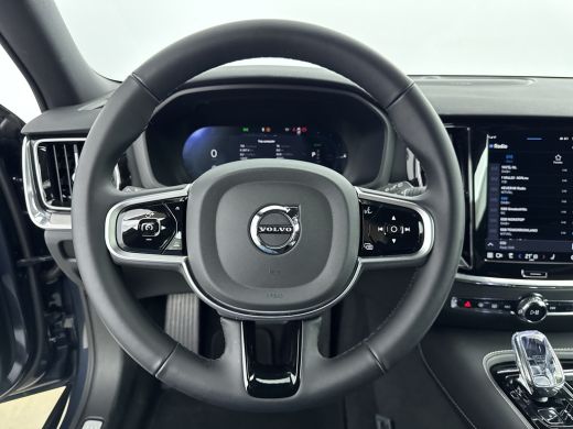 Volvo  V60 T6 Recharge Plus Dark | 18" | Sporstoelen | Trekhaak | 360 Camera  Harman Kardon | Adaptieve Crui... ActivLease financial lease