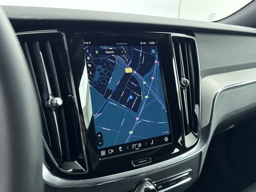 Volvo  V60 T6 Recharge Plus Dark | 18" | Sporstoelen | Trekhaak | 360 Camera  Harman Kardon | Adaptieve Crui... ActivLease financial lease