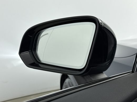 Volvo  V60 T6 Recharge Plus Dark | 18" | Sporstoelen | Trekhaak | 360 Camera  Harman Kardon | Adaptieve Crui... ActivLease financial lease