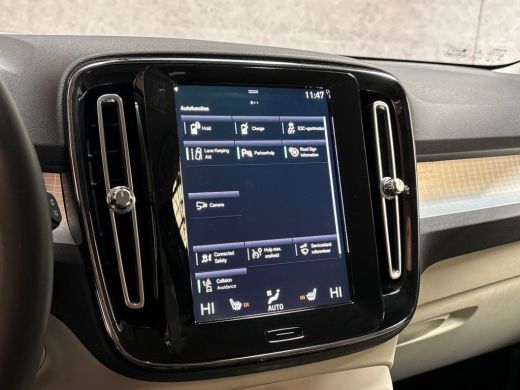 Volvo  XC40 1.5 T4 Recharge Inscription 211Pk Automaat (APPLE CARPLAY, GROOT NAVI, LEDER, STOELVERWARMING, SP... ActivLease financial lease