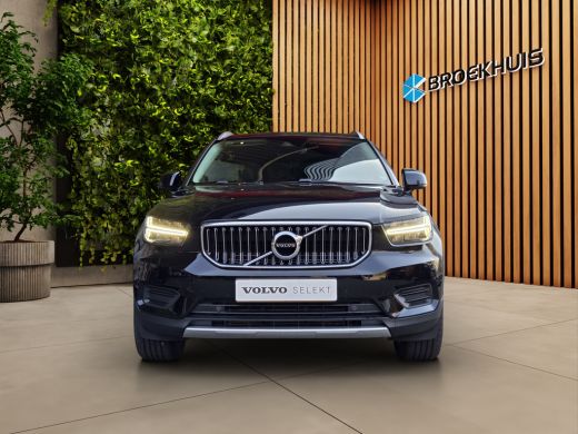 Volvo  XC40 1.5 T4 Recharge Inscription | Trekhaak | Camera | Stuur/stoelverwarming | Adaptive Cruise ActivLease financial lease