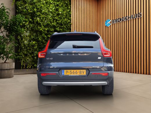 Volvo  XC40 1.5 T4 Recharge Inscription | Trekhaak | Camera | Stuur/stoelverwarming | Adaptive Cruise ActivLease financial lease